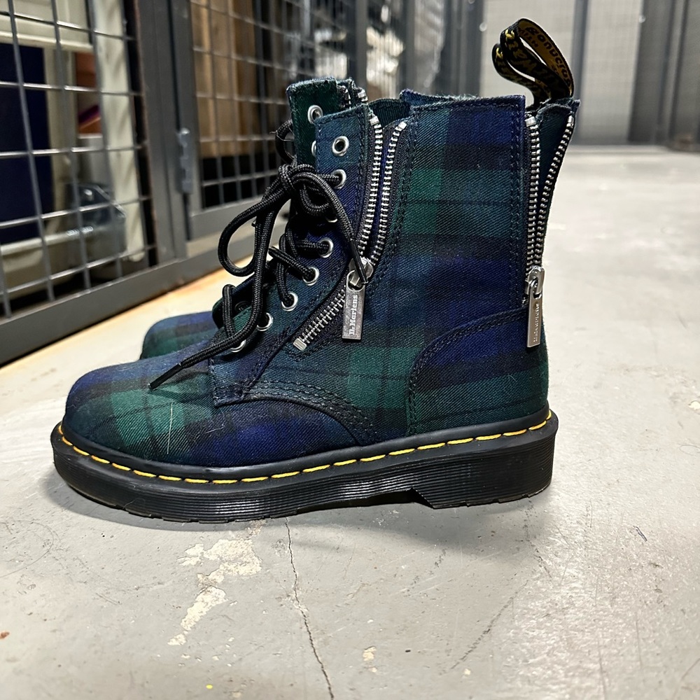 New Dr. Martens 1460 Tartan Zip Plaid Hi Boots Women's Size US6 /EU7